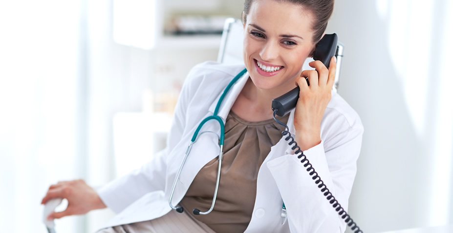 [E-book grátis] Gestão do atendimento: como melhorar o contato com pacientes na sua clínica?