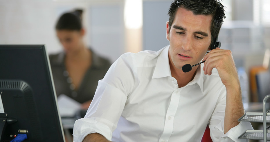 Saiba como usar a estratégia integrada de chat e telefone para vendas online