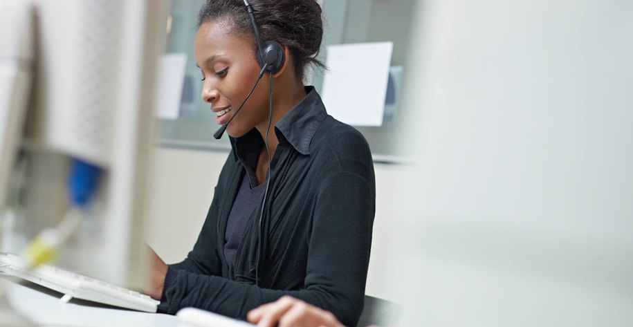 Como diminuir gastos com o telefone no call center?