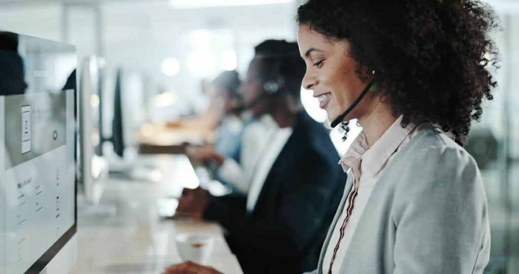 Consórcios, experiência e estrutura: como o contact center influencia retenção e crescimento no setor financeiro